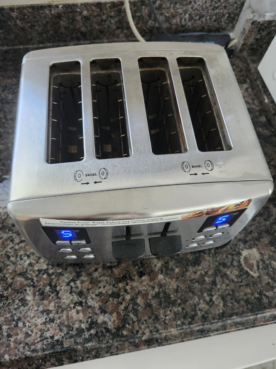 Cuisinart 4-Slice Toaster - photo 2