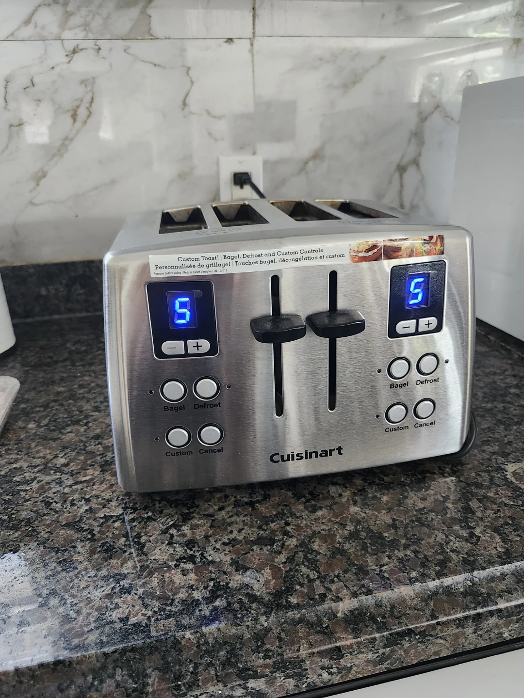 Cuisinart 4-Slice Toaster - photo 4