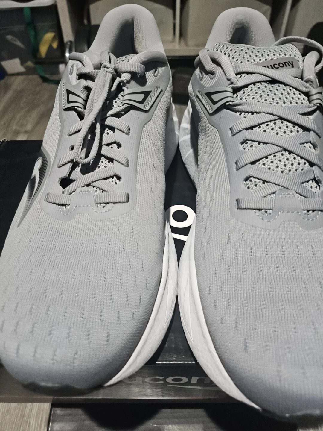 Saucony Triumph 20 Running Shoes - photo 2