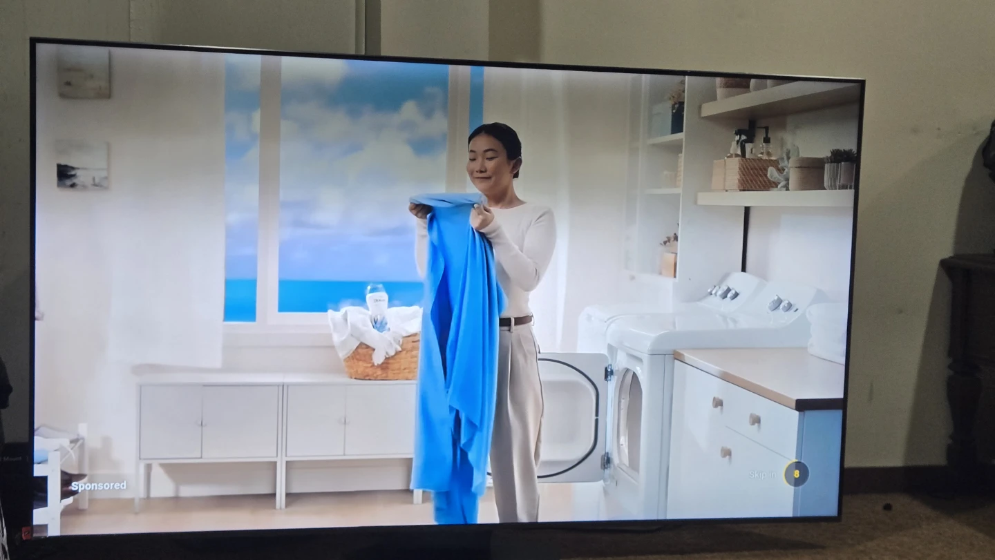 🔥 URGENT SALE – Samsung QLED Q82D 65" 4K Smart TV 🔥 - photo 2