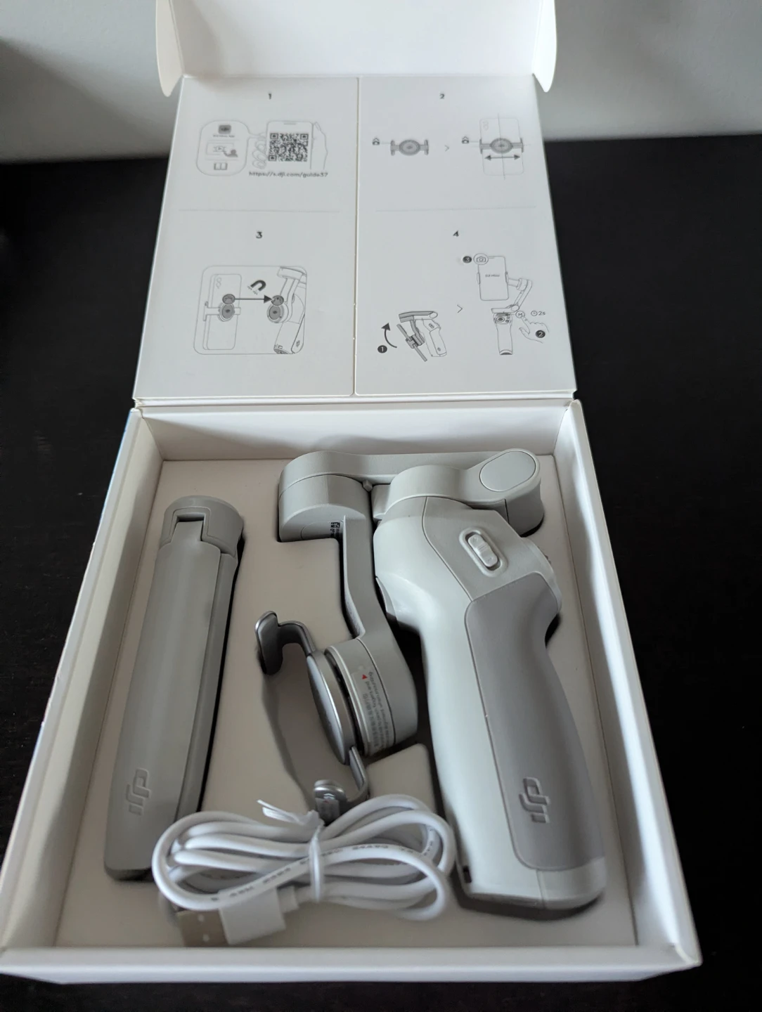 DJI Osmo Mobile SE Smartphone gimble - photo 2