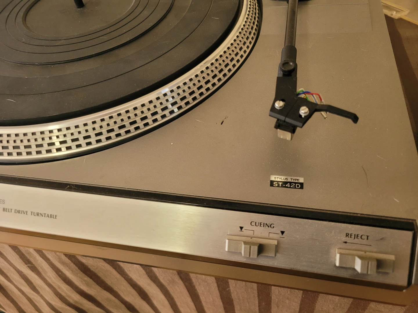 LXI Semi-Automatic Belt Drive Turntable ST-42D - photo 3