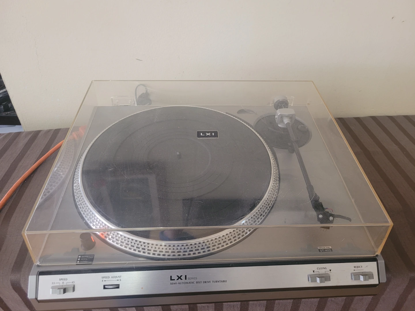 LXI Semi-Automatic Belt Drive Turntable ST-42D - photo 4