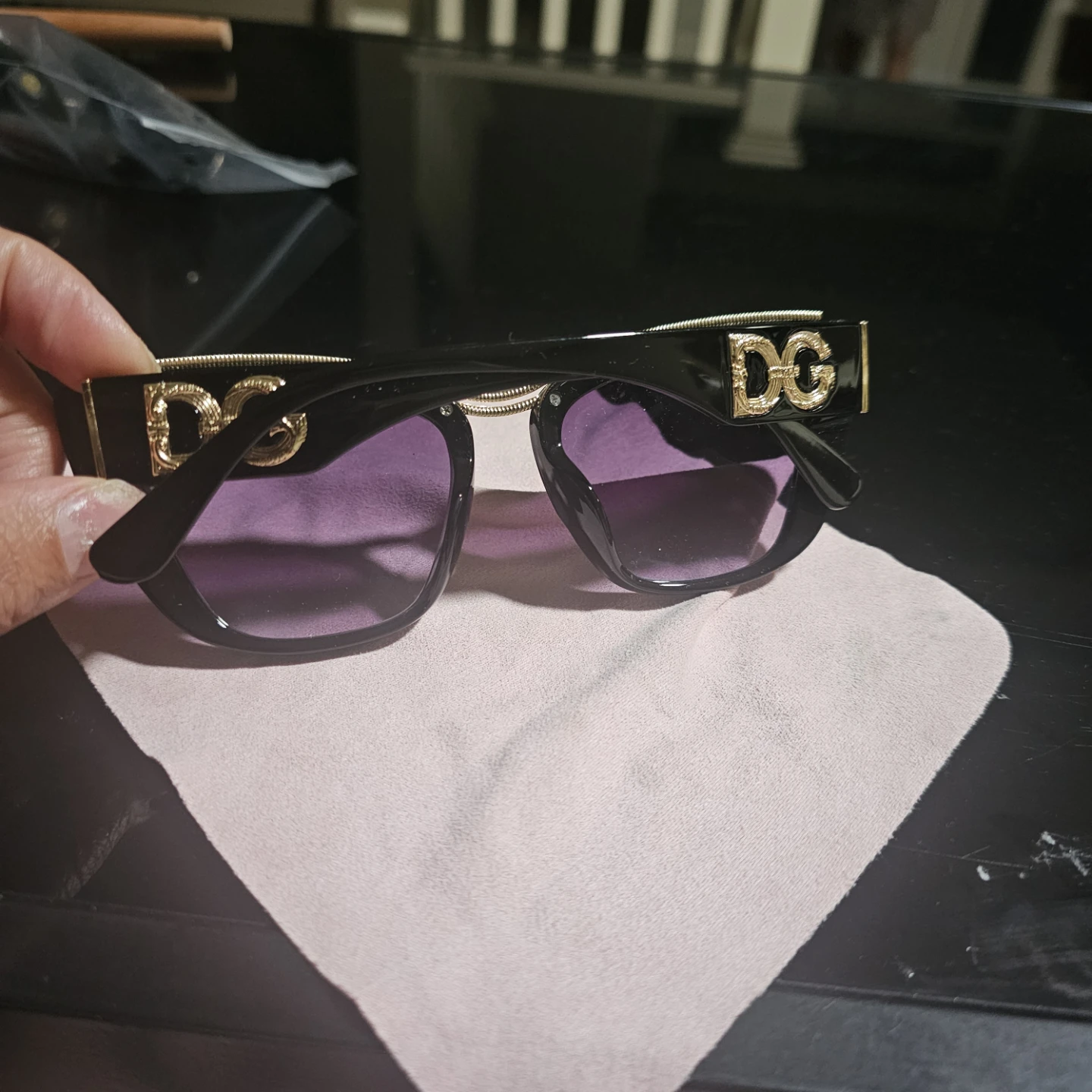 Dolce & Gabbana Sunglasses - photo 2