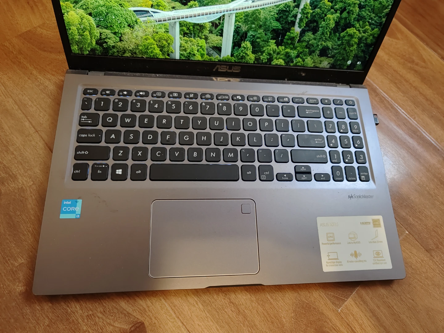 Laptop - photo 2