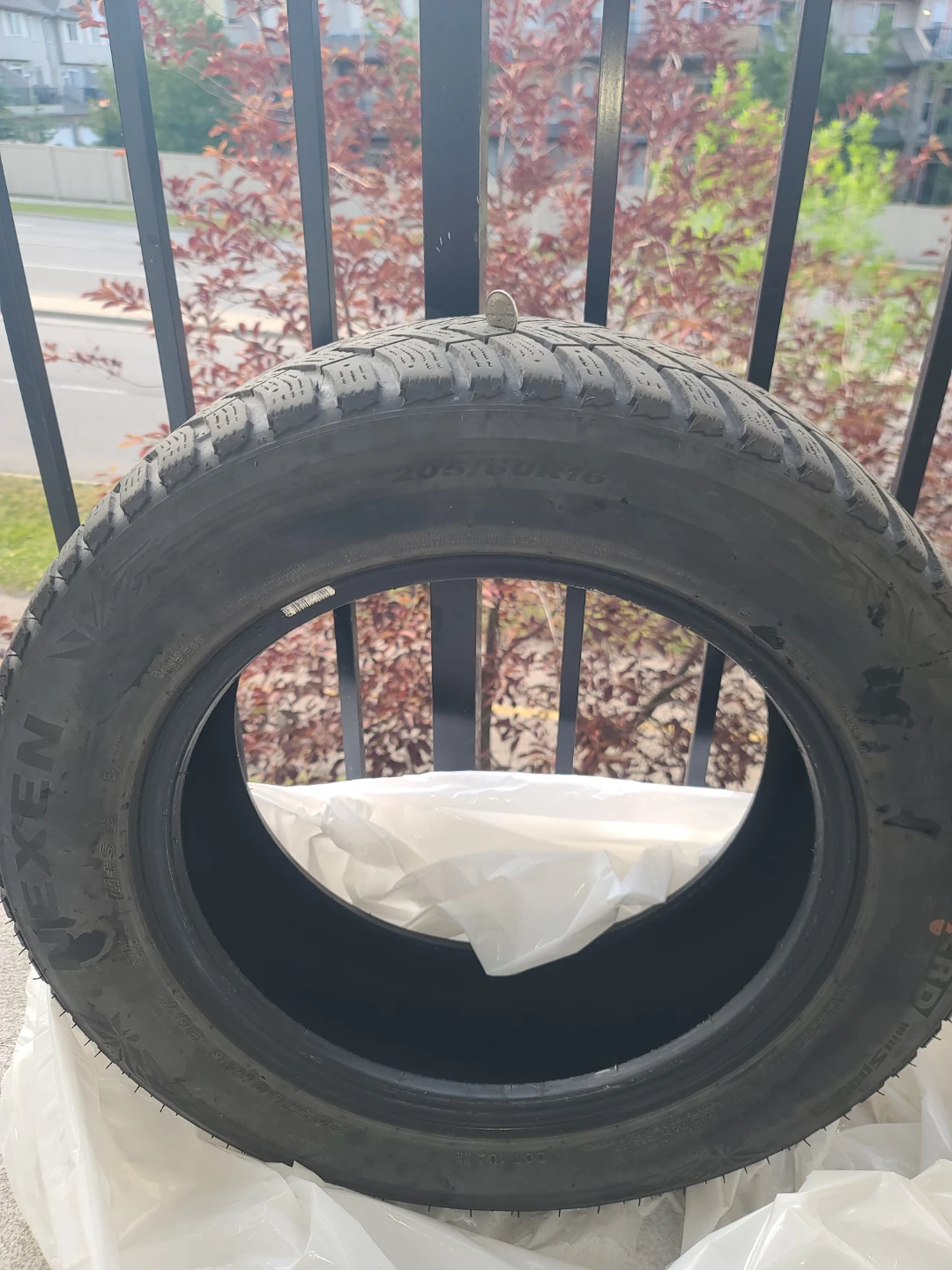 Nexen Winguard 205/60/R16 winter tires - photo 2