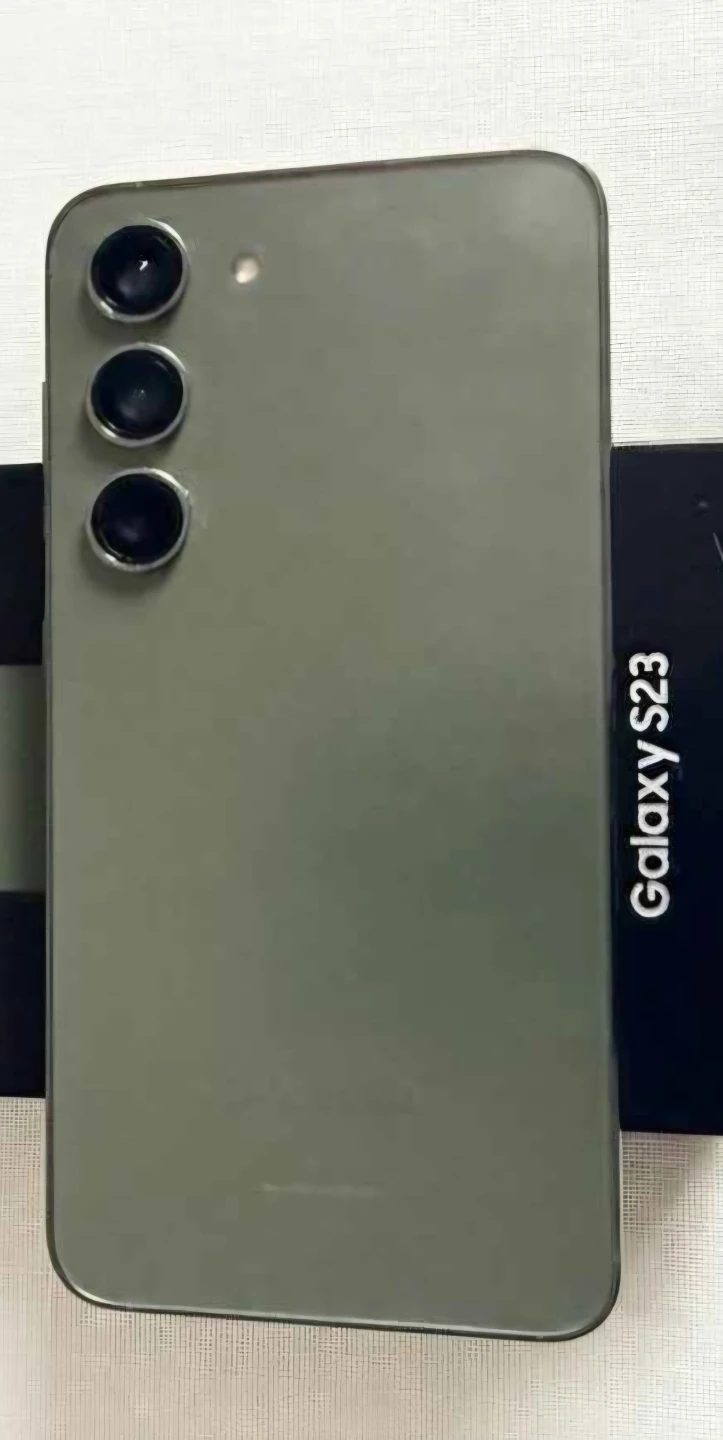 Samsung Galaxy S23. Like new!