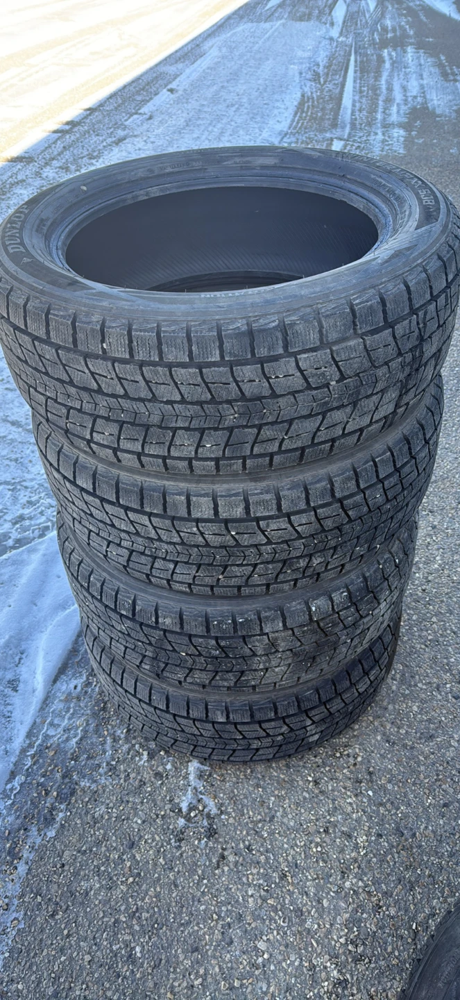 Winter Maxx SJ8 Tires - 265/50R20