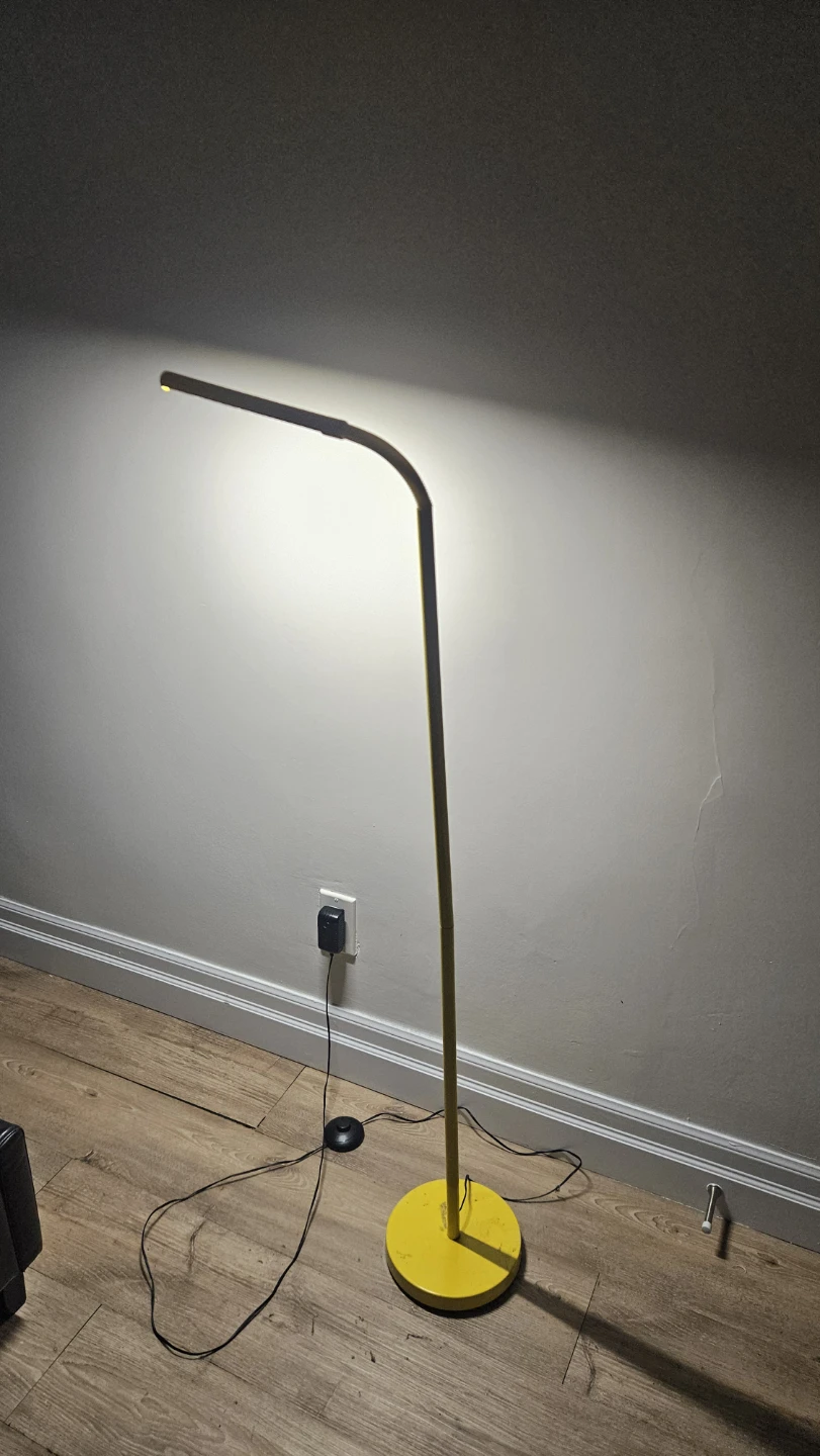 Yellow Floor Lamp - photo 3