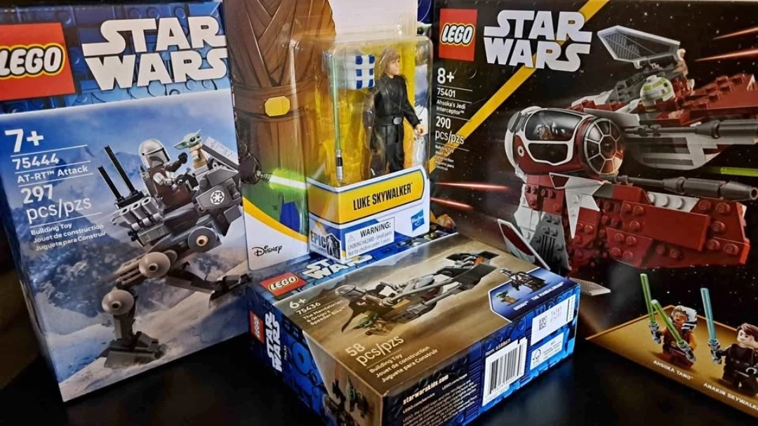 Lego Star Wars: AT-RT, Ahsoka's Intercptr/Speeder Bike/Skywalker