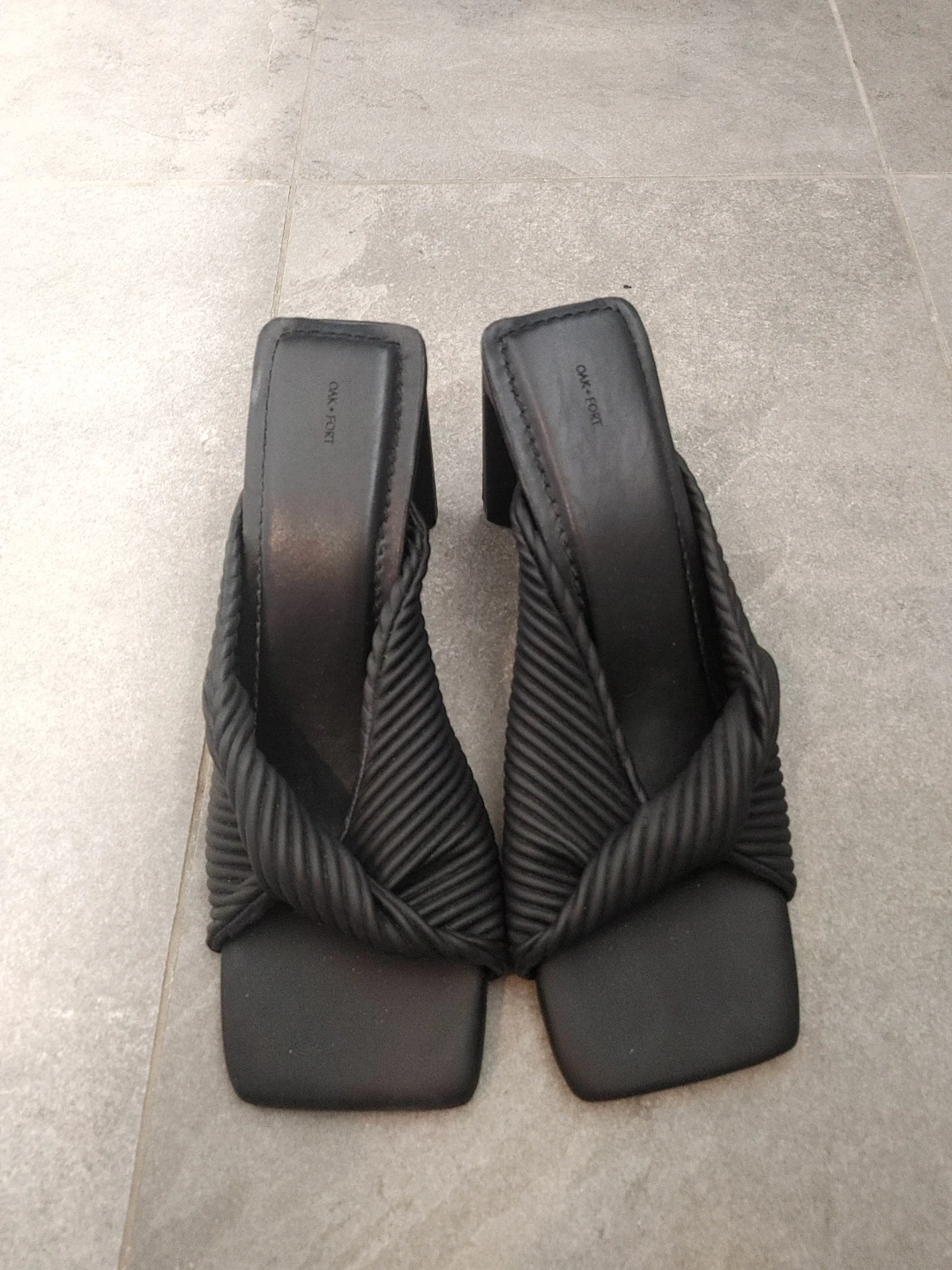 OAK + FORT Black Ruched Heeled Mules Size 7