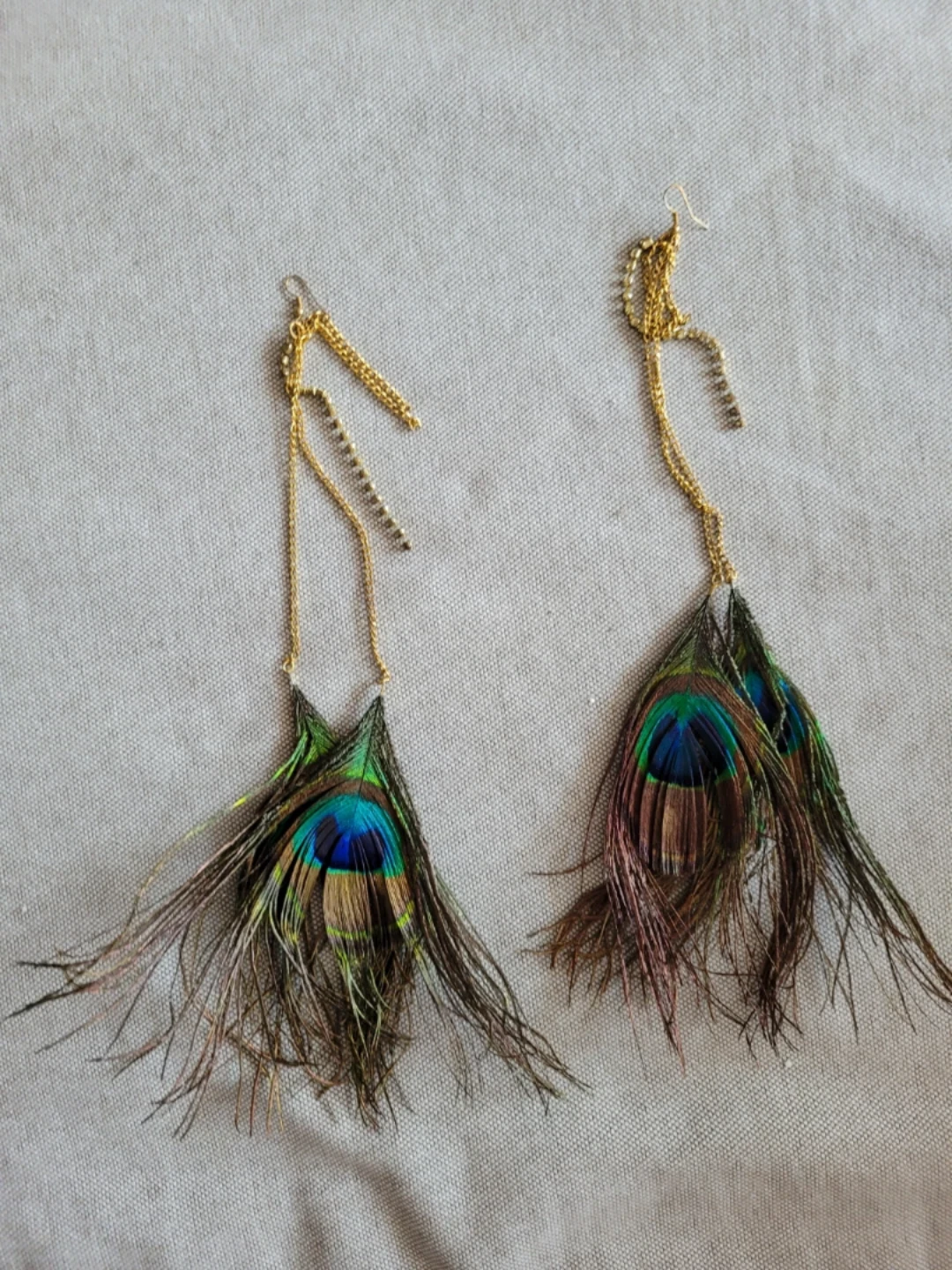 Peacock Feather Dangle Earrings with Gold Chain