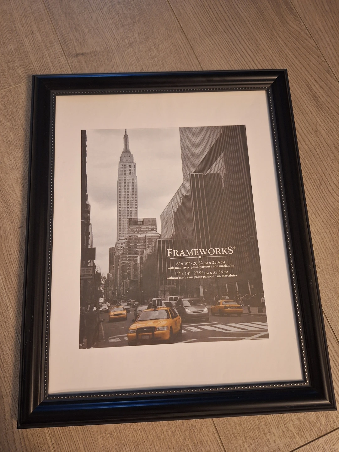 FRAMEWORKS Black Picture Frame 8x10 / 11x14