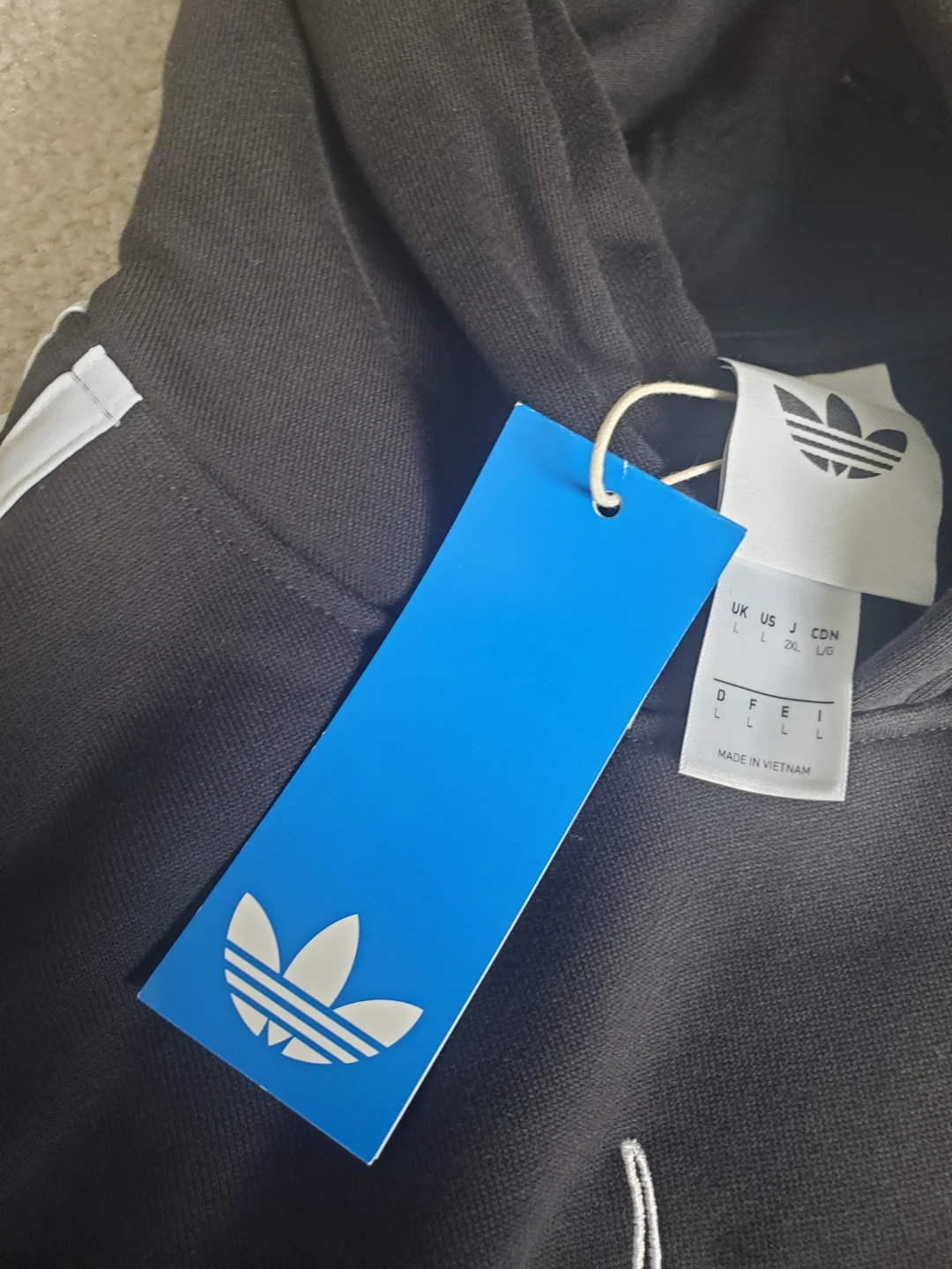 Adidas Graphic Lo HD Hoodie - Size L - photo 3