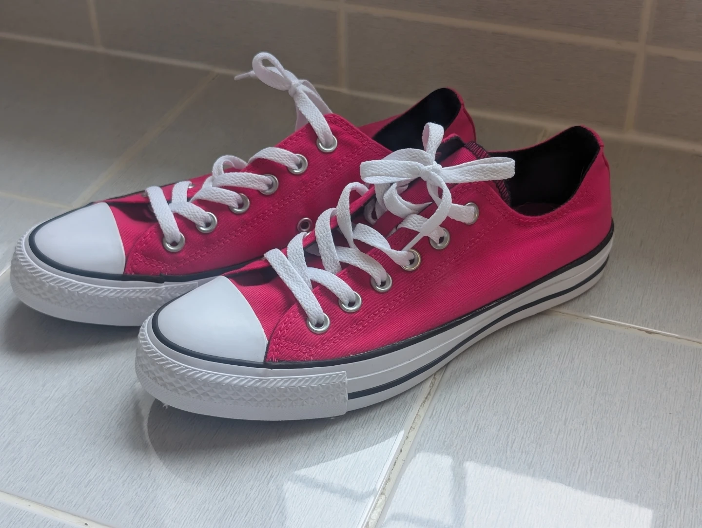 Converse All Star Chuck Taylor Pink Sneakers Wormens 7.5 - photo 3