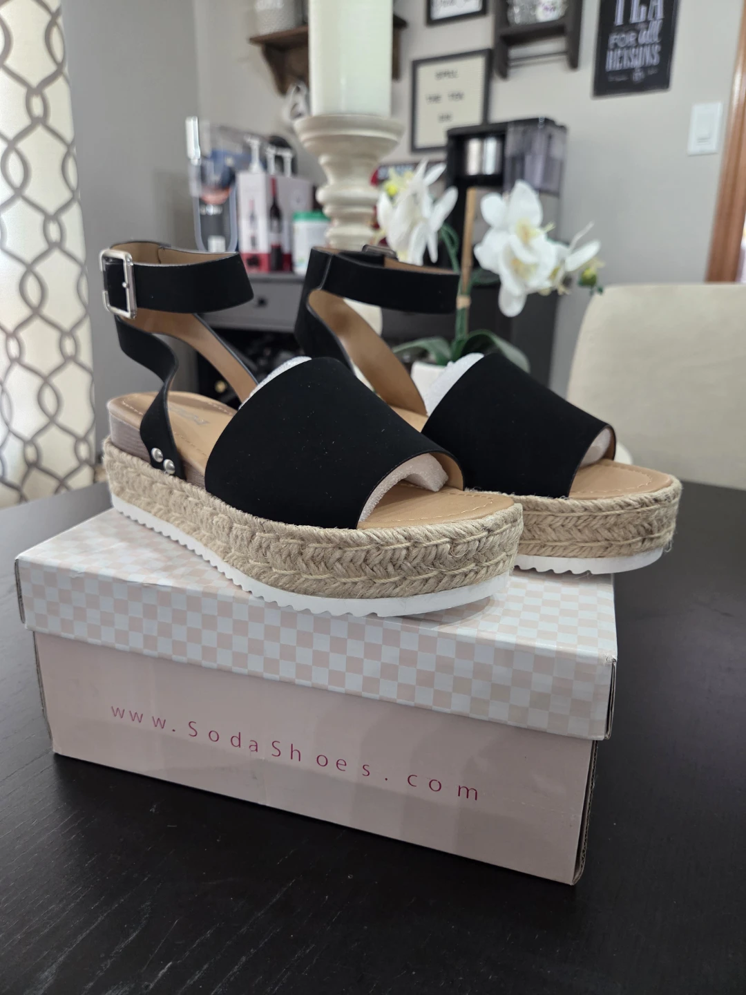 SODA Black Espadrille Platform Sandals size 7.5