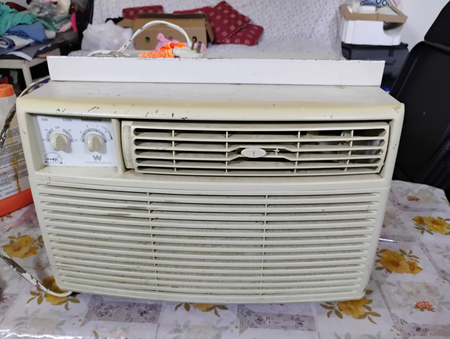 White-Westinghouse 5000 BTU Window Air Conditioner