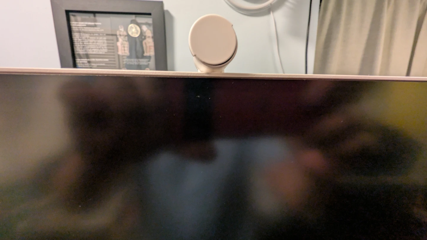 32 inch Samsung M8 Smart Monitor - photo 5