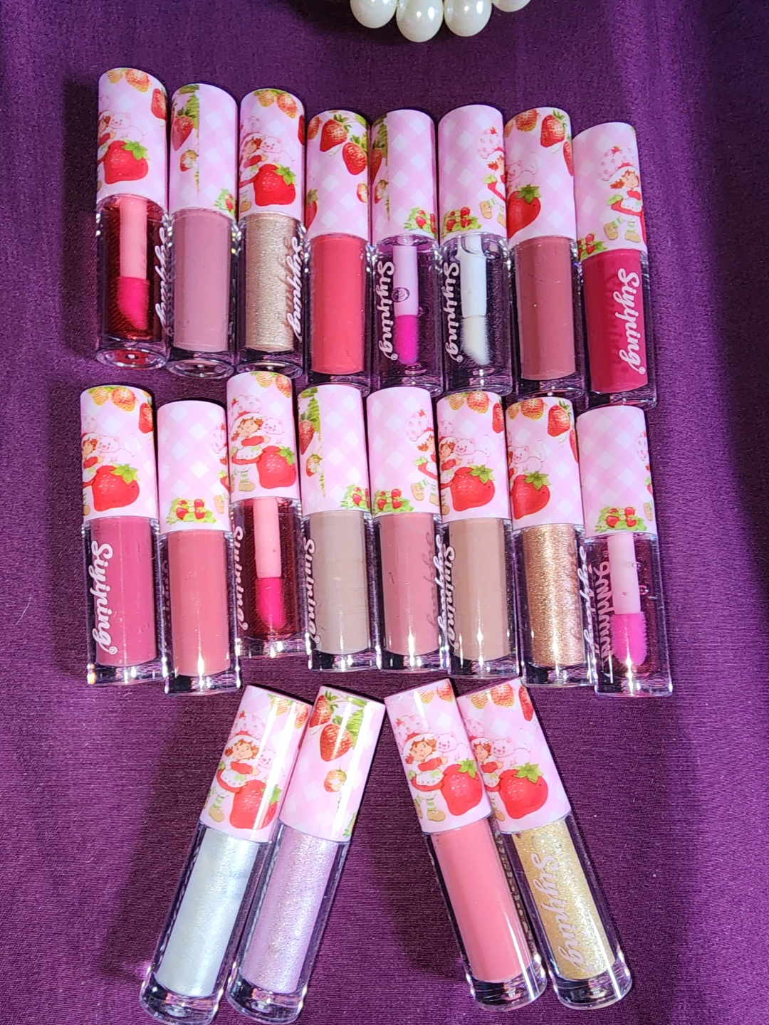 SIYIPING Strawberry Lip Gloss Set with Round Case - photo 2