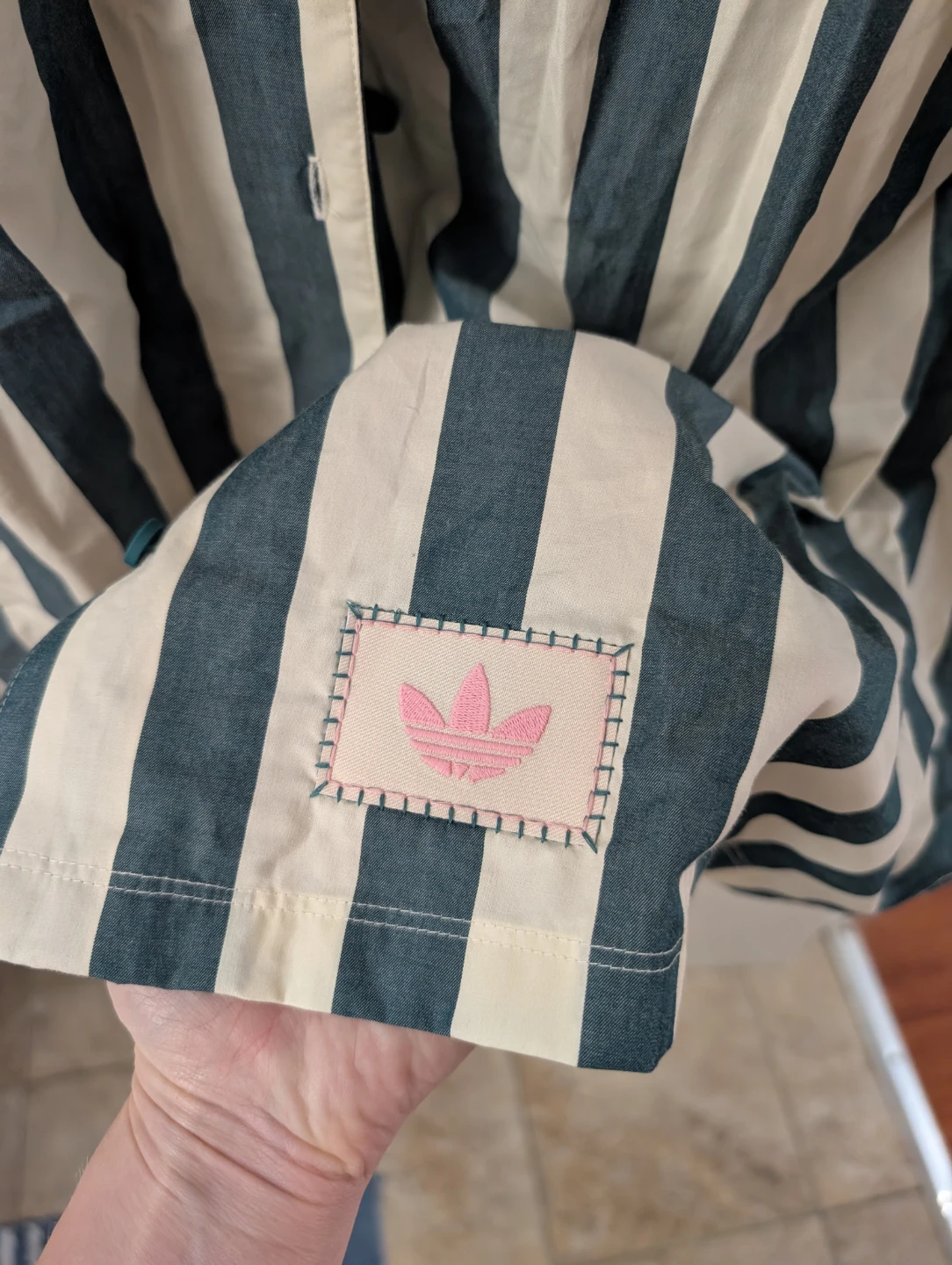 Adidas Resort 3-Stripes Shirt Large- unisex - photo 3