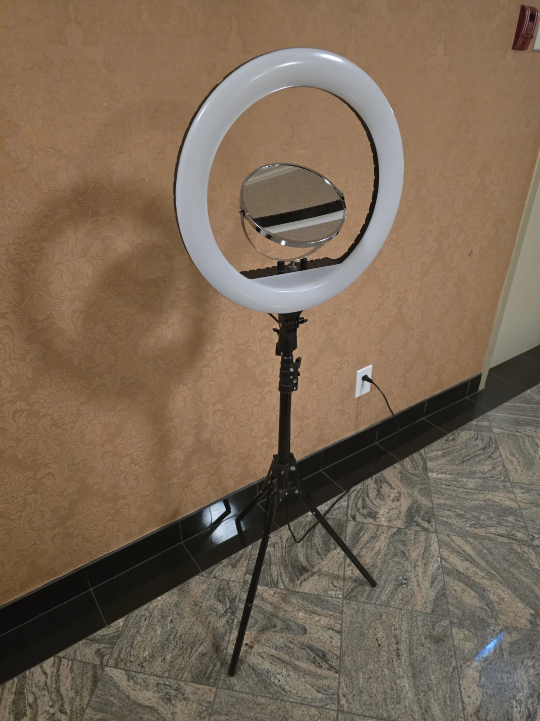 Ring Light with Mirror and Tripod