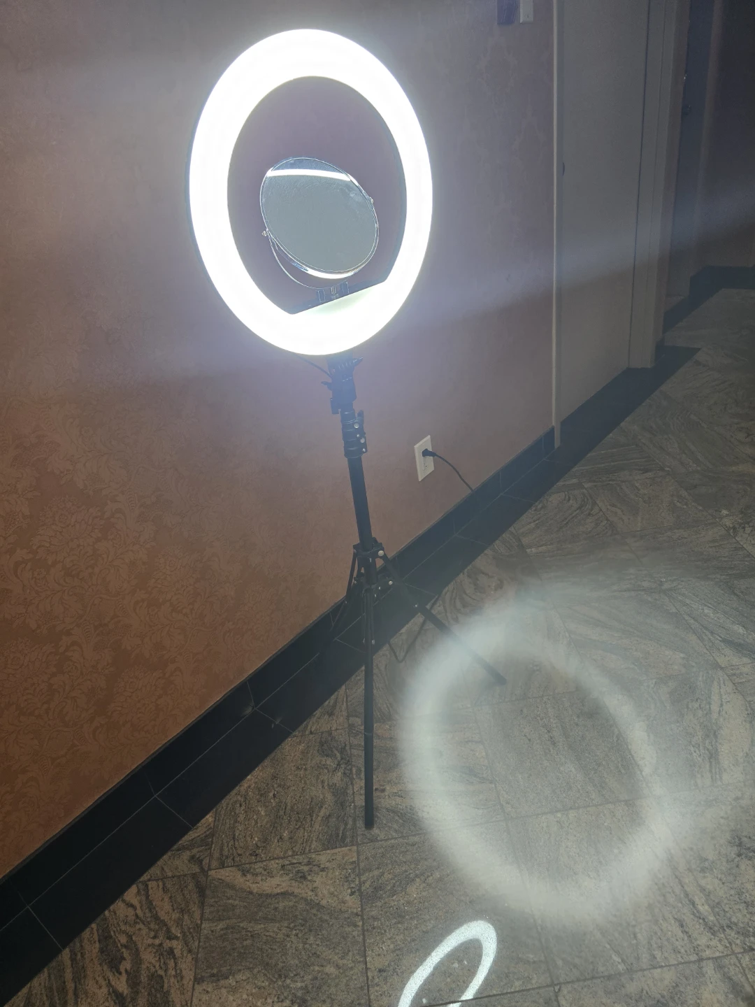 Ring Light with Mirror and Tripod - photo 3