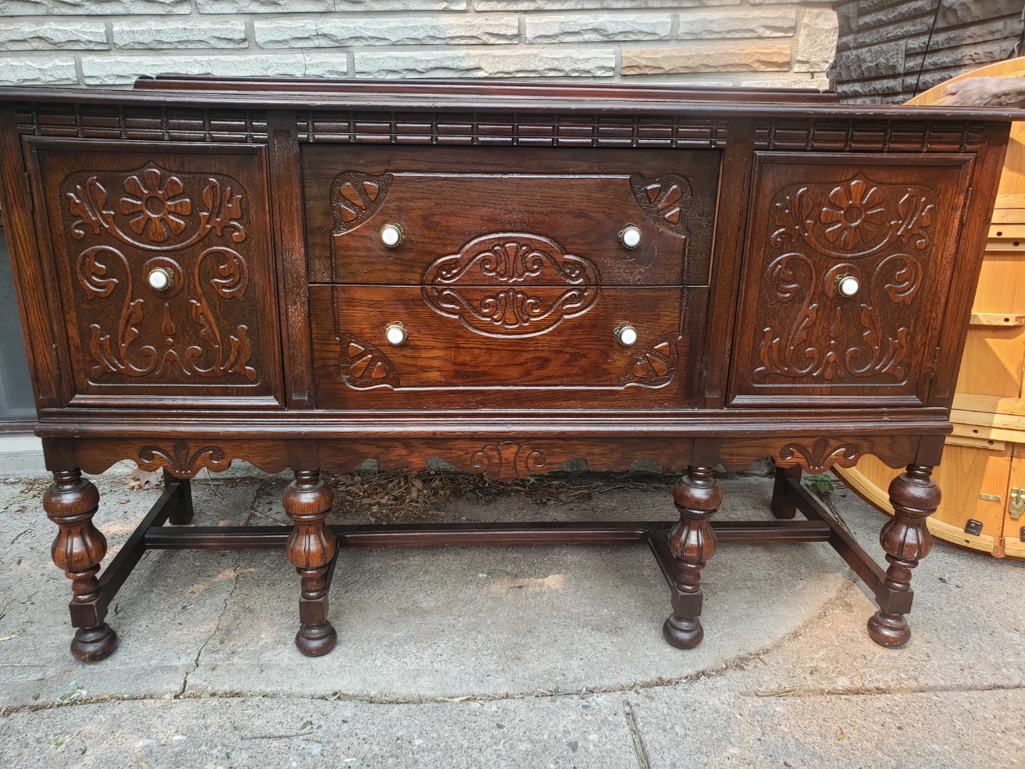 Solid wood buffet