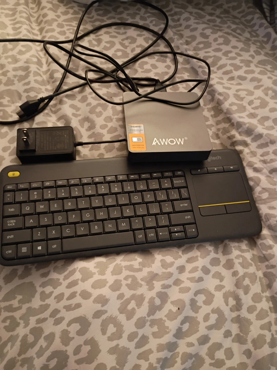 Logitech Wireless Keyboard and AWOW Mini PC with HDMI