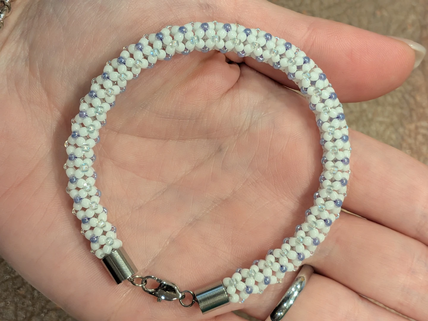 White and Lilac Beaded Bracelet