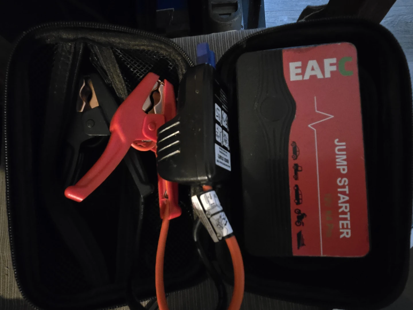 Motomaster 1933 Jump Starter & Power Bank - photo 5