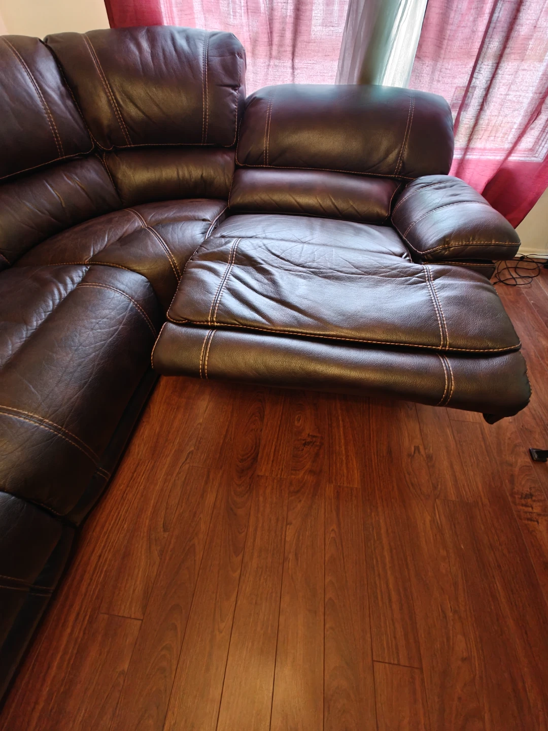 5 Piece Leather Sectional Sofa Set - Electric Recliner - photo 4