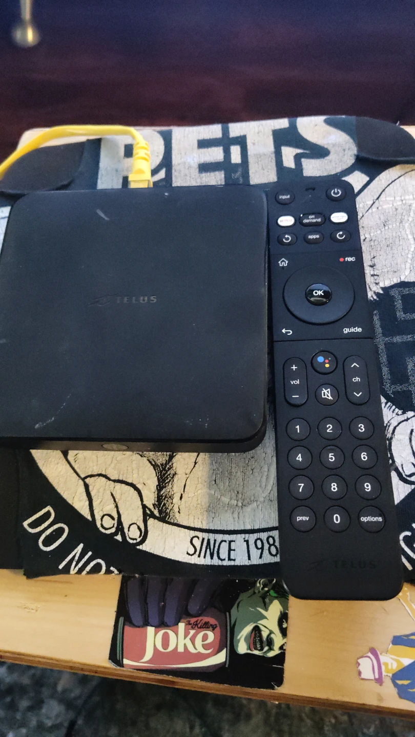 Telus TV Box with Remote