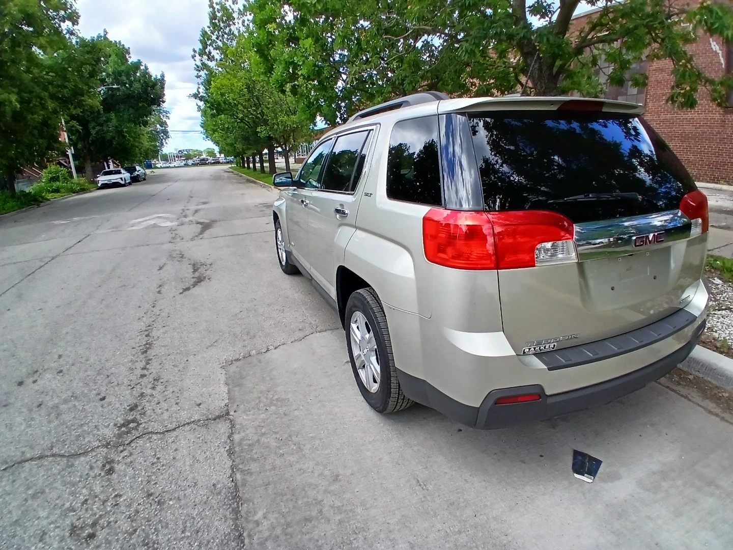 GMC Terrain SUV - photo 2