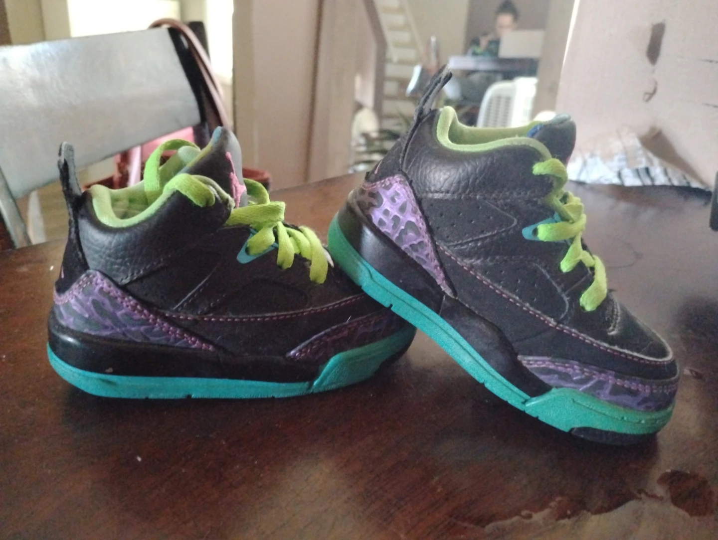 Kids Jordan Sneakers