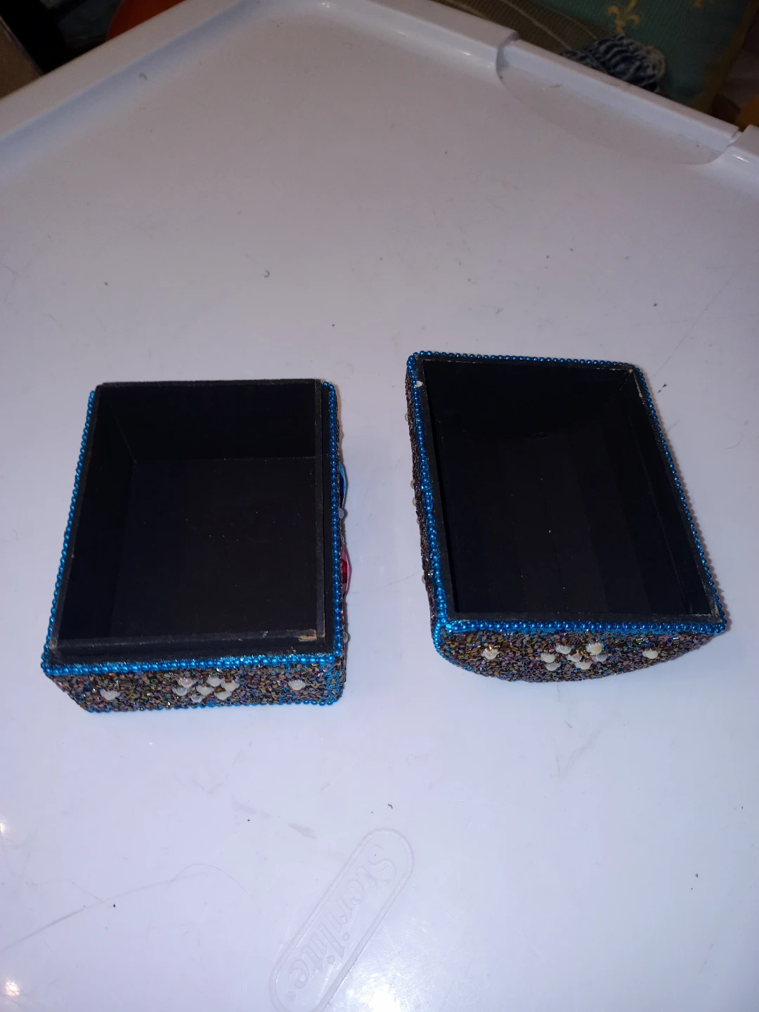 Rhinestone Trinket Box - photo 5