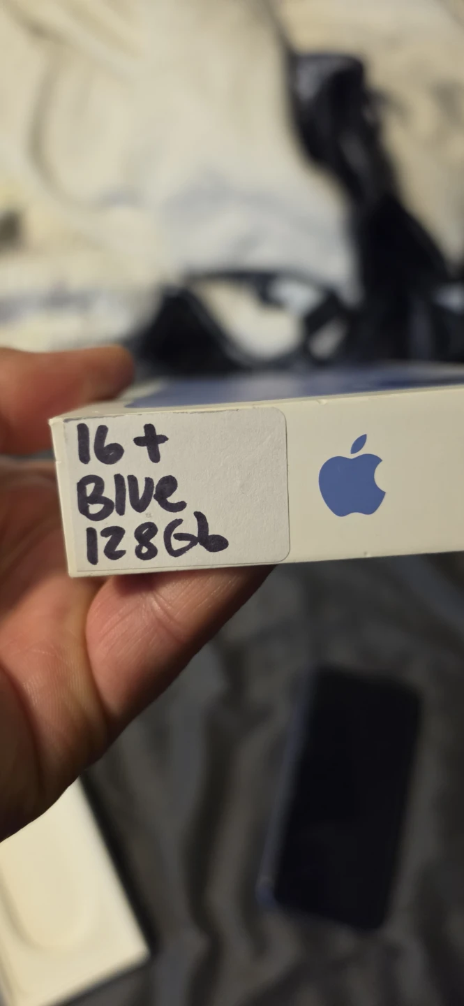 Apple iPhone 128GB Blue