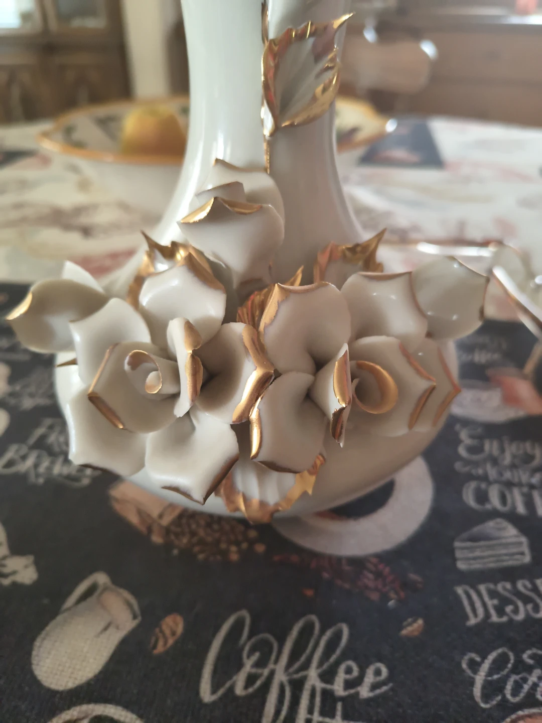 F.A.B. Capodimonte Vase with Roses - photo 2