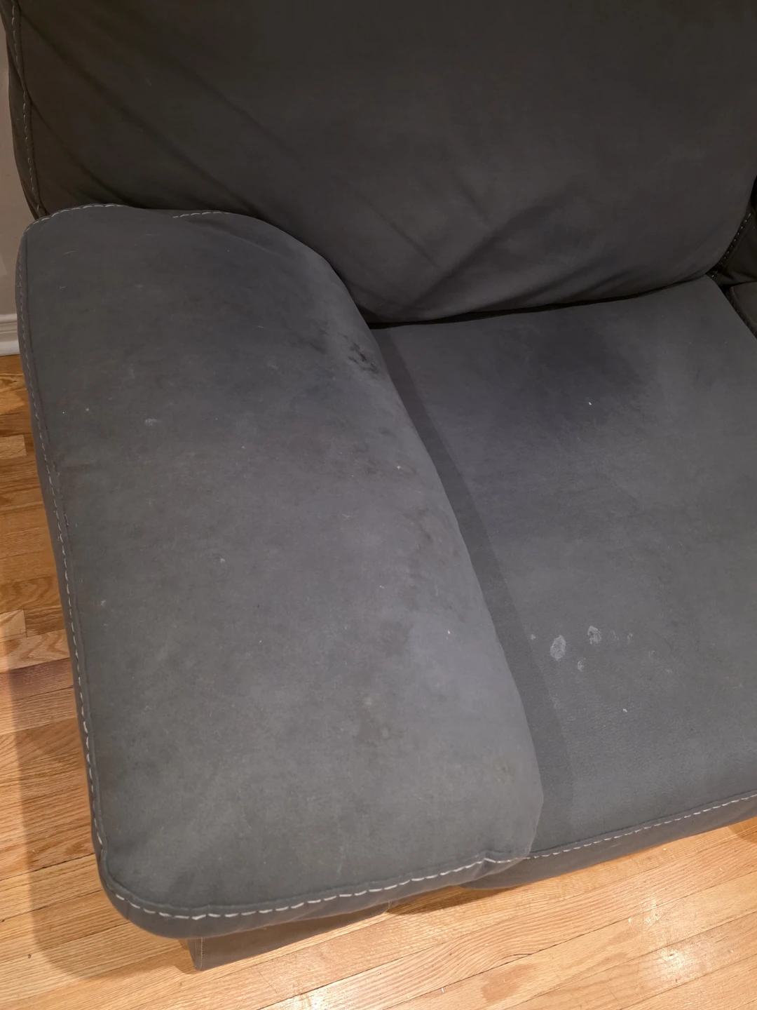 Sectional - photo 2