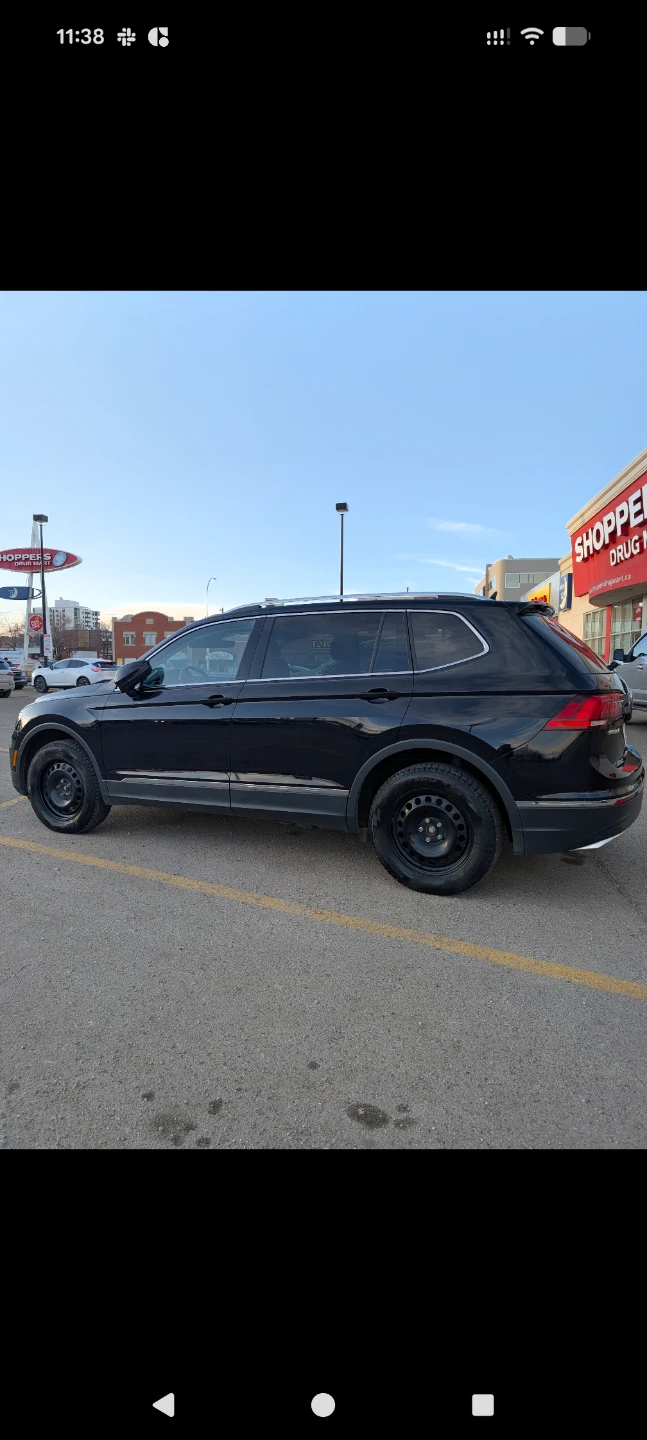 Black Volkswagen Tiguan Highline 2021 - photo 2