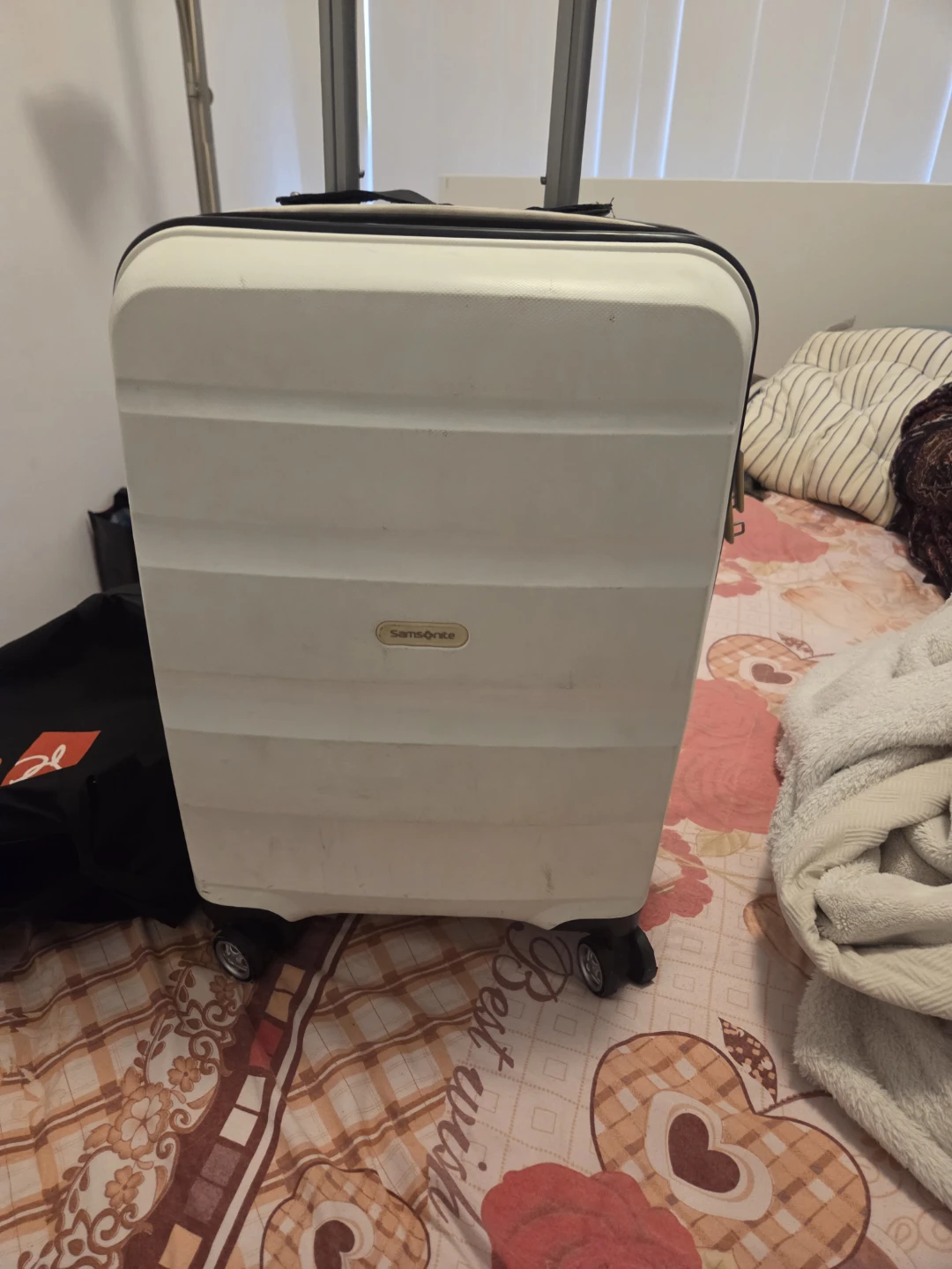 White Samsonite Carry-On Luggage - photo 5