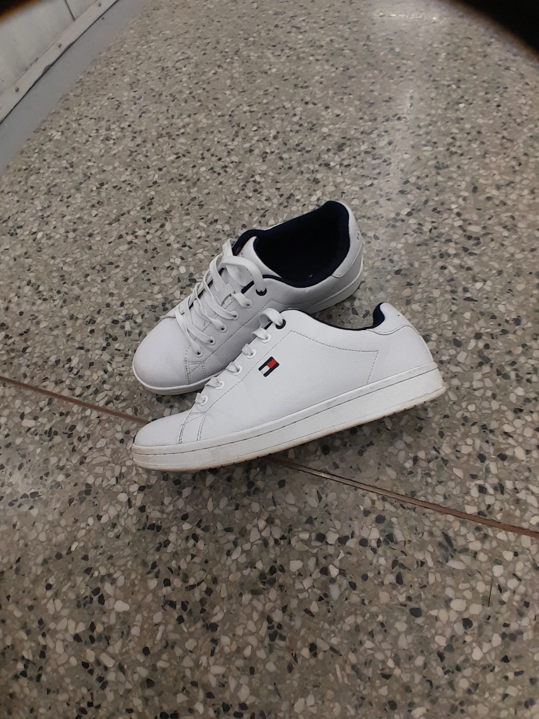 Tommy Hilfiger White Sneakers Men's Size 9