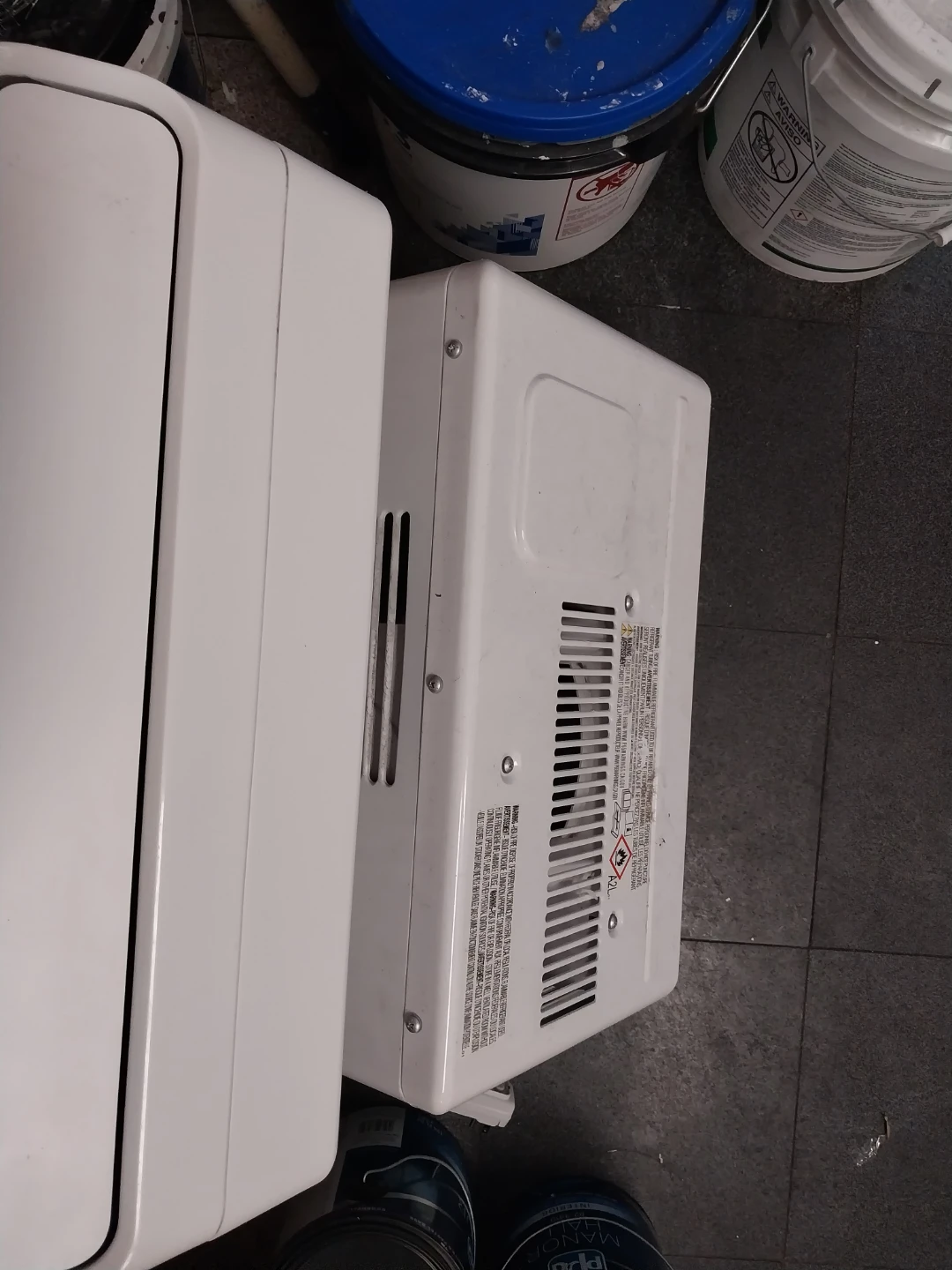 Midea Window Type Air Conditioner MAW08V1QWT - photo 2