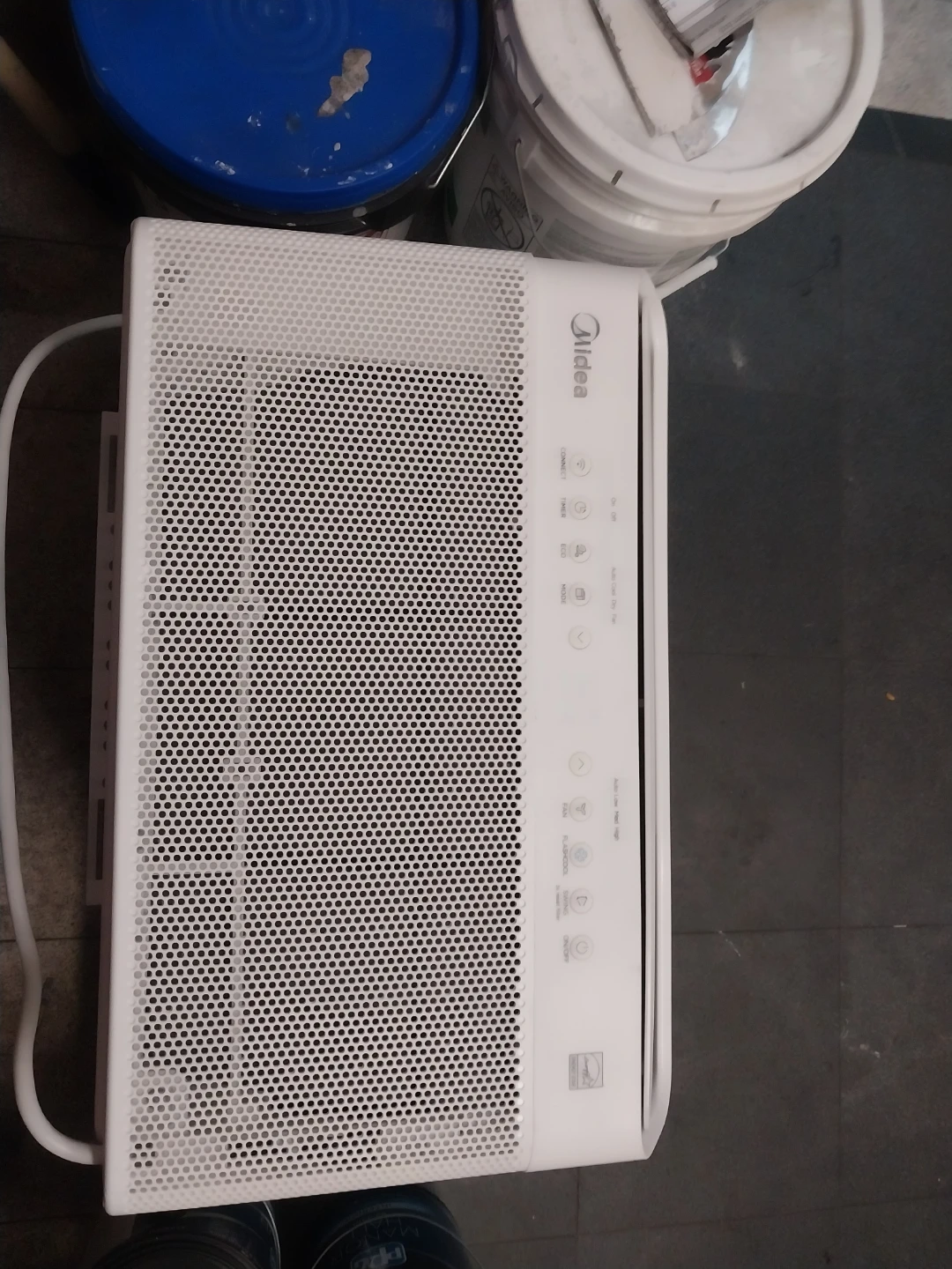 Midea Window Type Air Conditioner MAW08V1QWT - photo 3