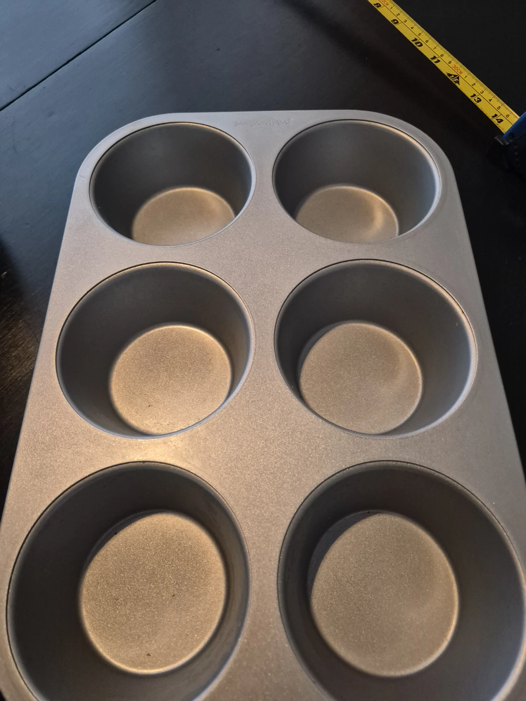 Pampered Chef 6-cup Muffin Pan