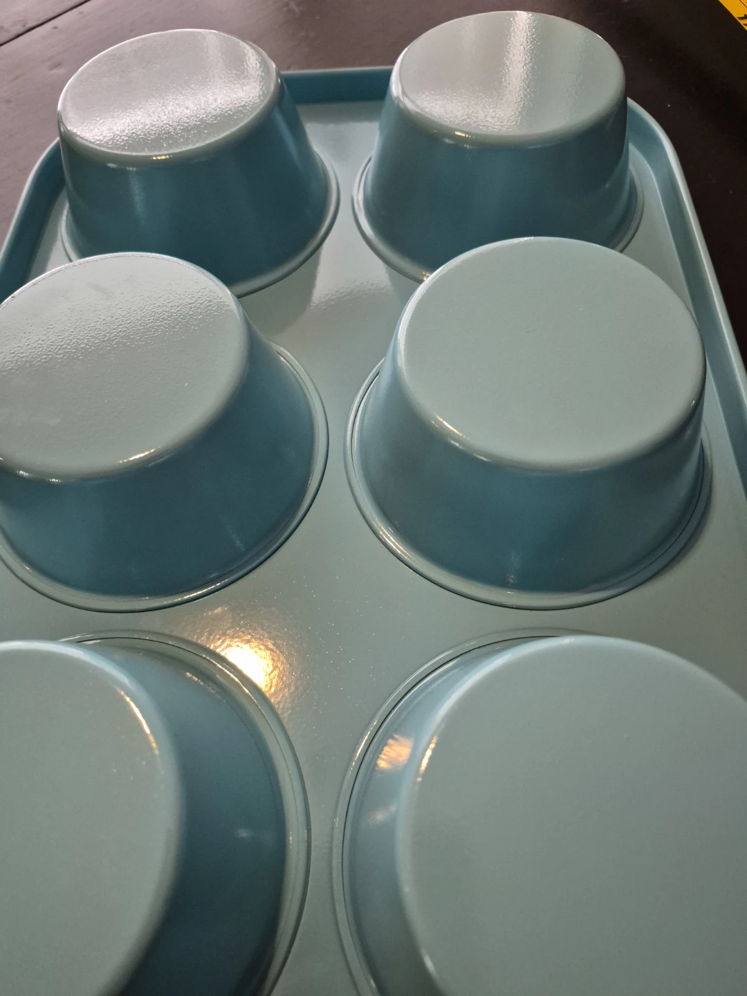 Pampered Chef 6-cup Muffin Pan - photo 4