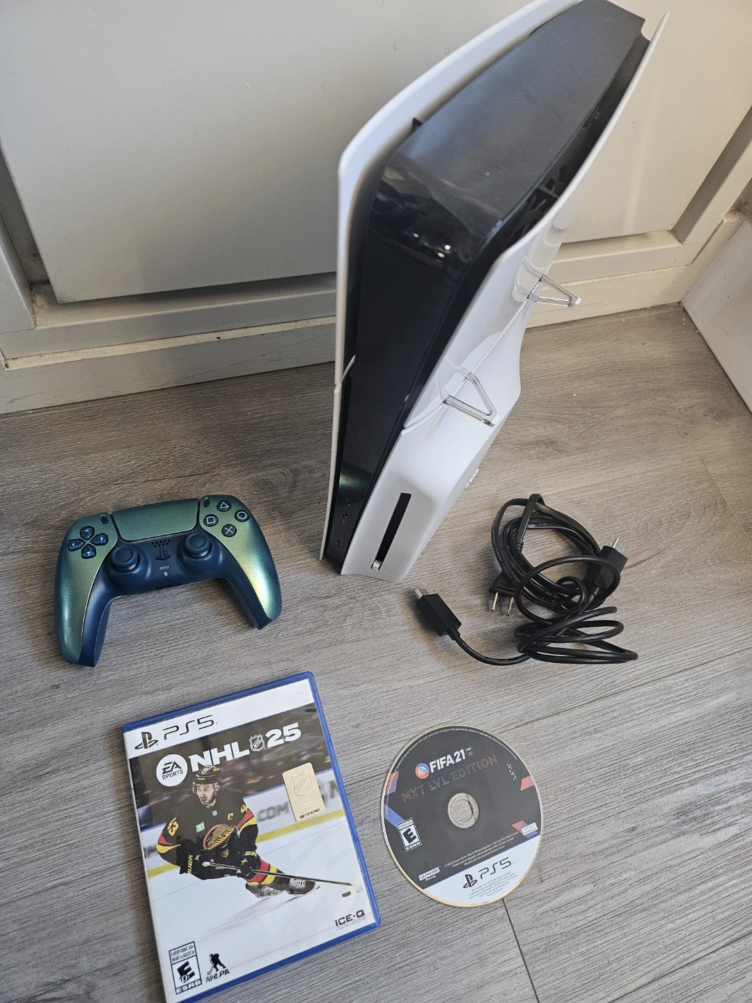 PS5 Slim Disc Edition for Sale $620