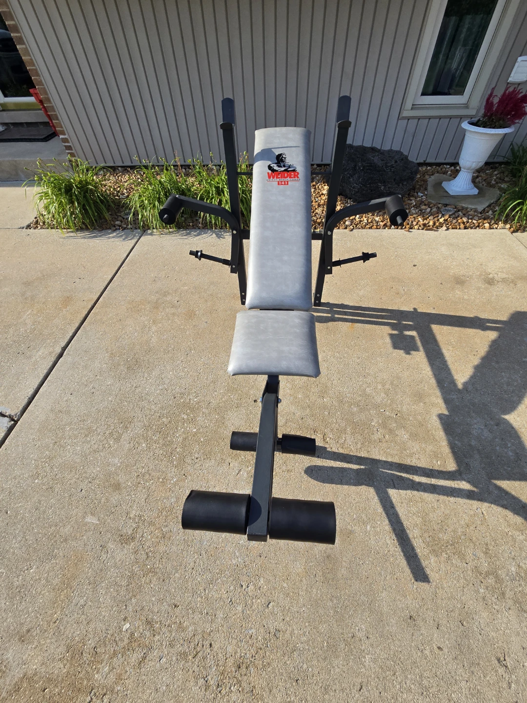 Weider Weight Bench Combo 141 With Weights