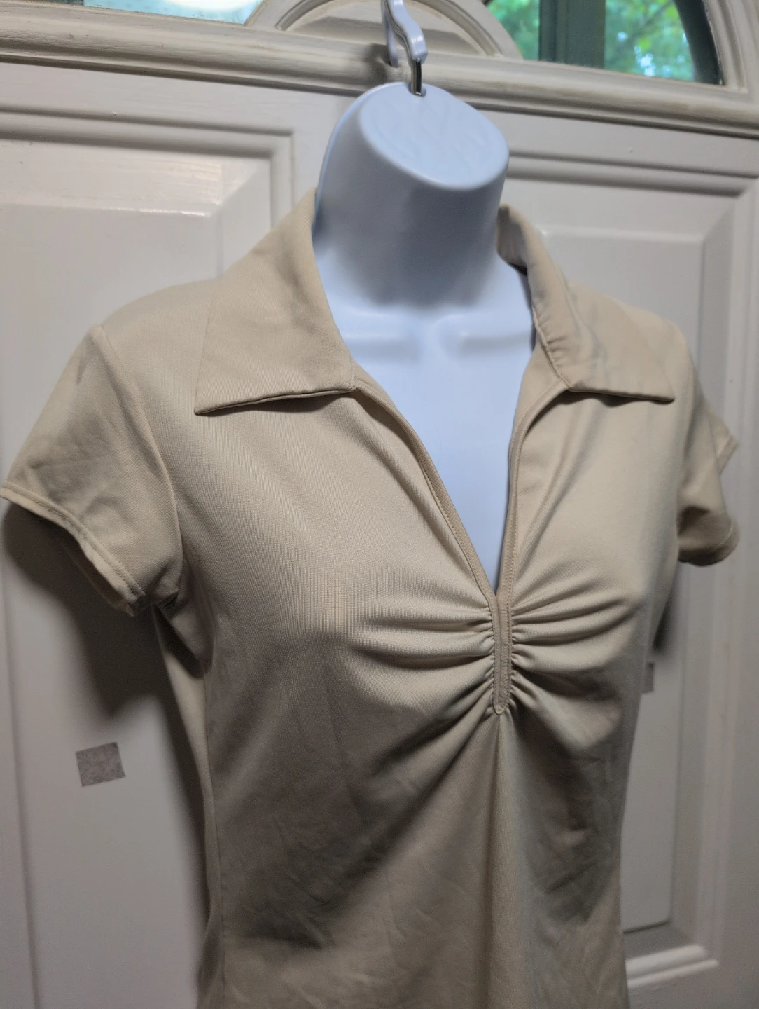 Suzy Shier Women's Beige Polo Shirt - photo 2
