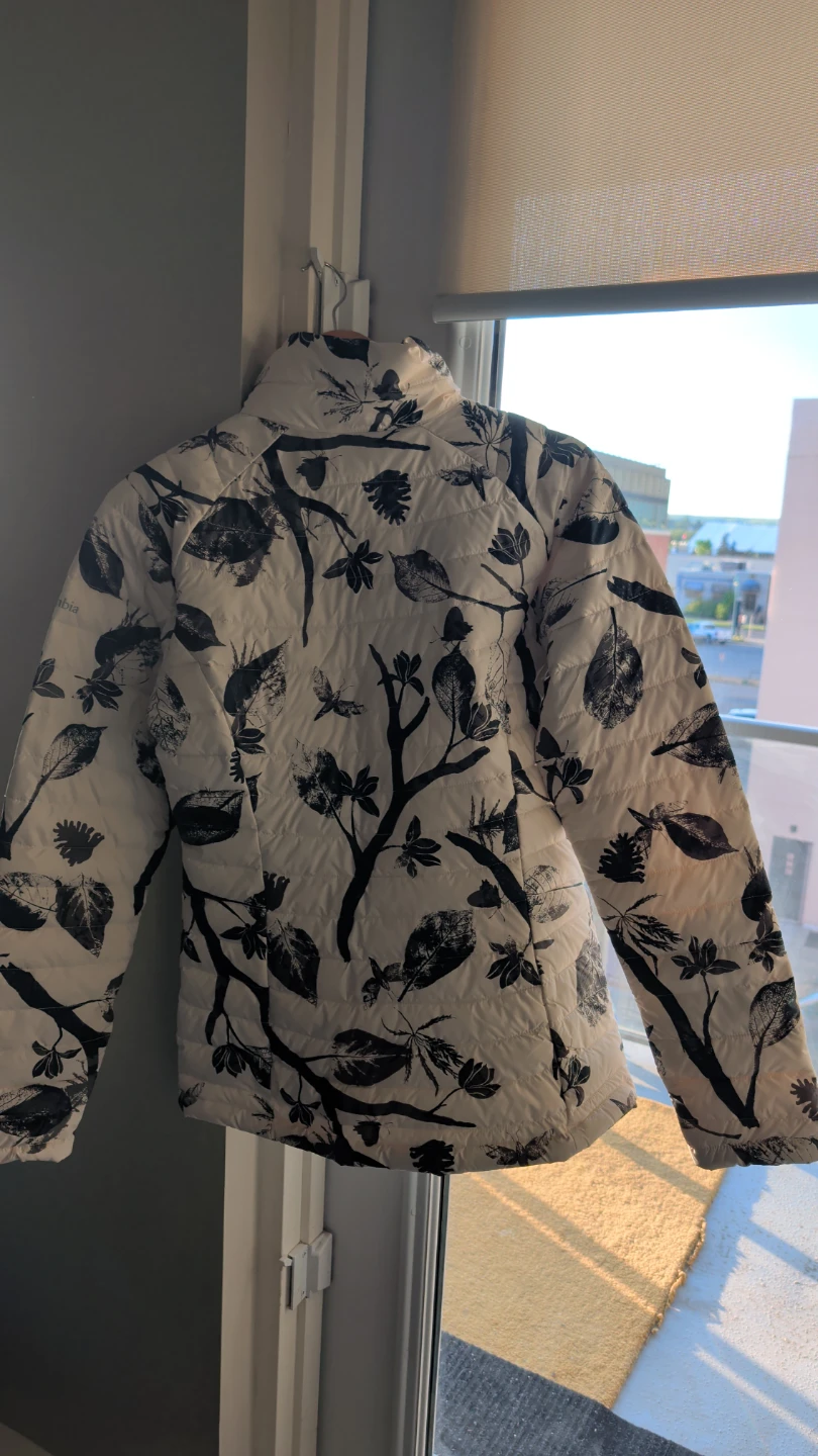 New- With Tag Columbia Women's Insulated Jacket - photo 2