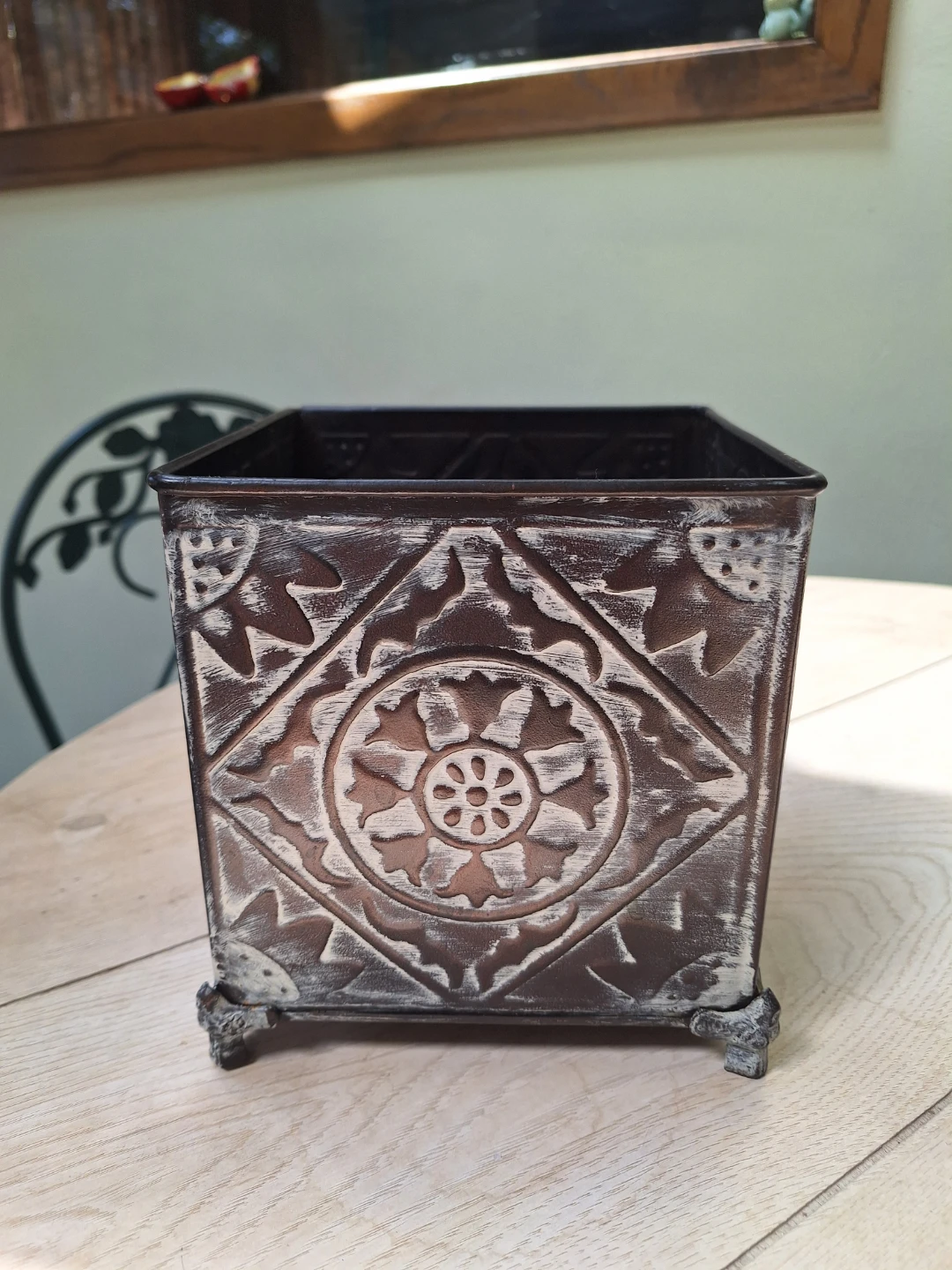 Decorative Planter Pot